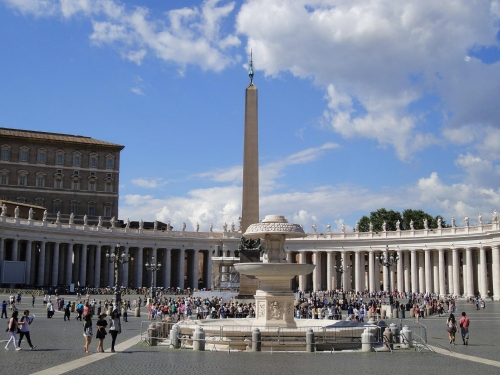 st-peters-square-g9d94a9638_1920.jpg